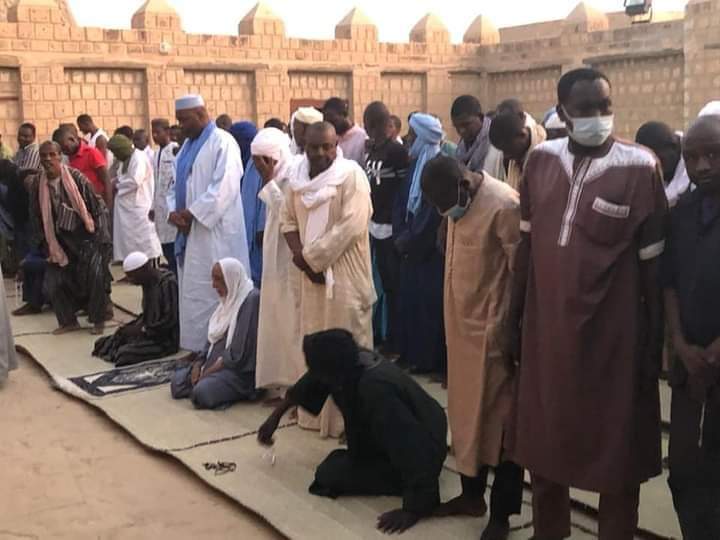 MARA ET LES MARABOUTS DE TOMBOUCTOU